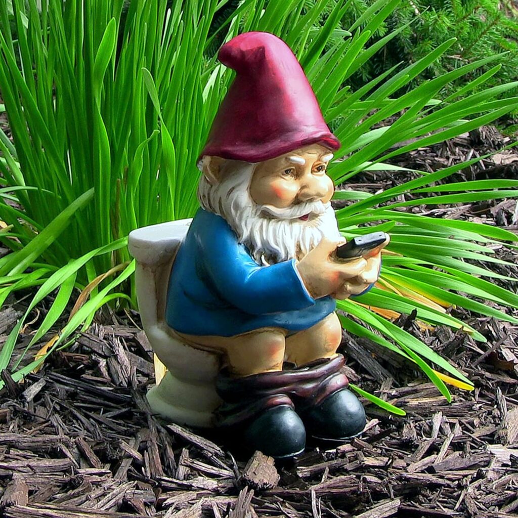 Sunnydaze 9.5-Inch Cody The Garden Gnome on The Throne Reading His Phone - Funny Lawn Decoration